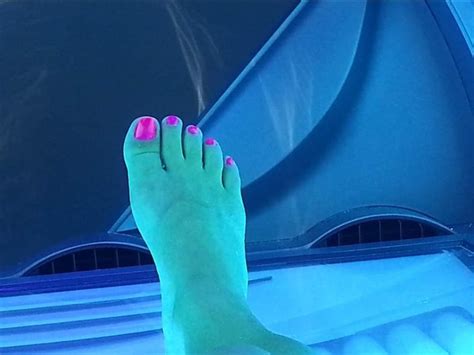 milf feet|Free MILF Feet Porn Videos .